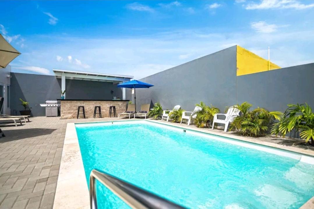 Bida Marino Residence Aruba Palm Beach Exterior photo